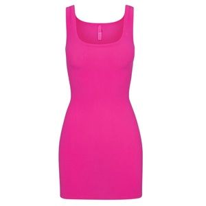 Skims Soft Lounge Dress- Hot Pink (small)